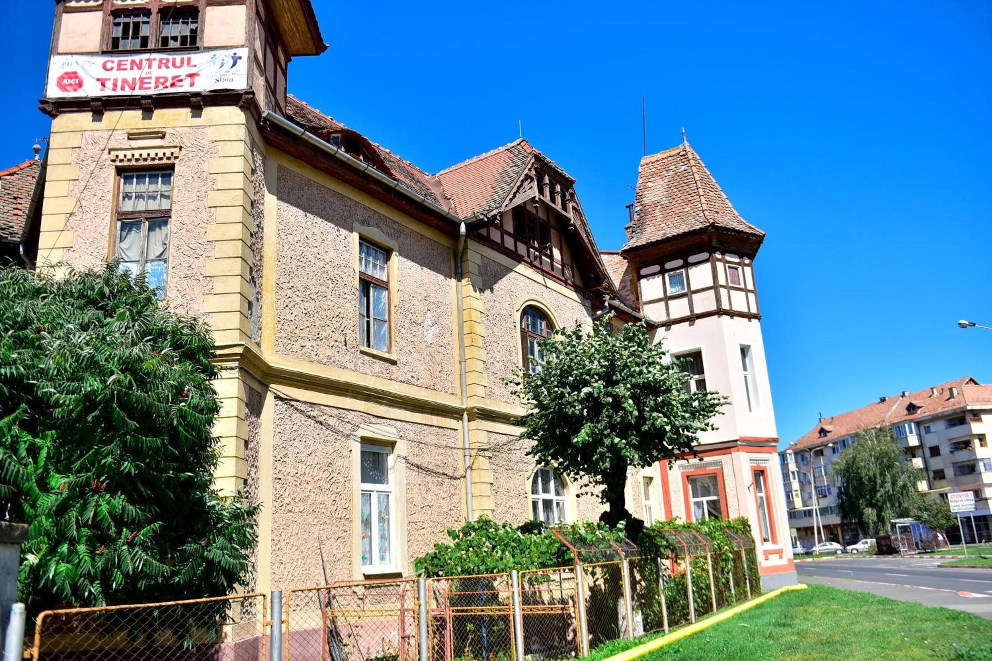 White House & Jacuzzi Apartman Nagyszeben Kültér fotó